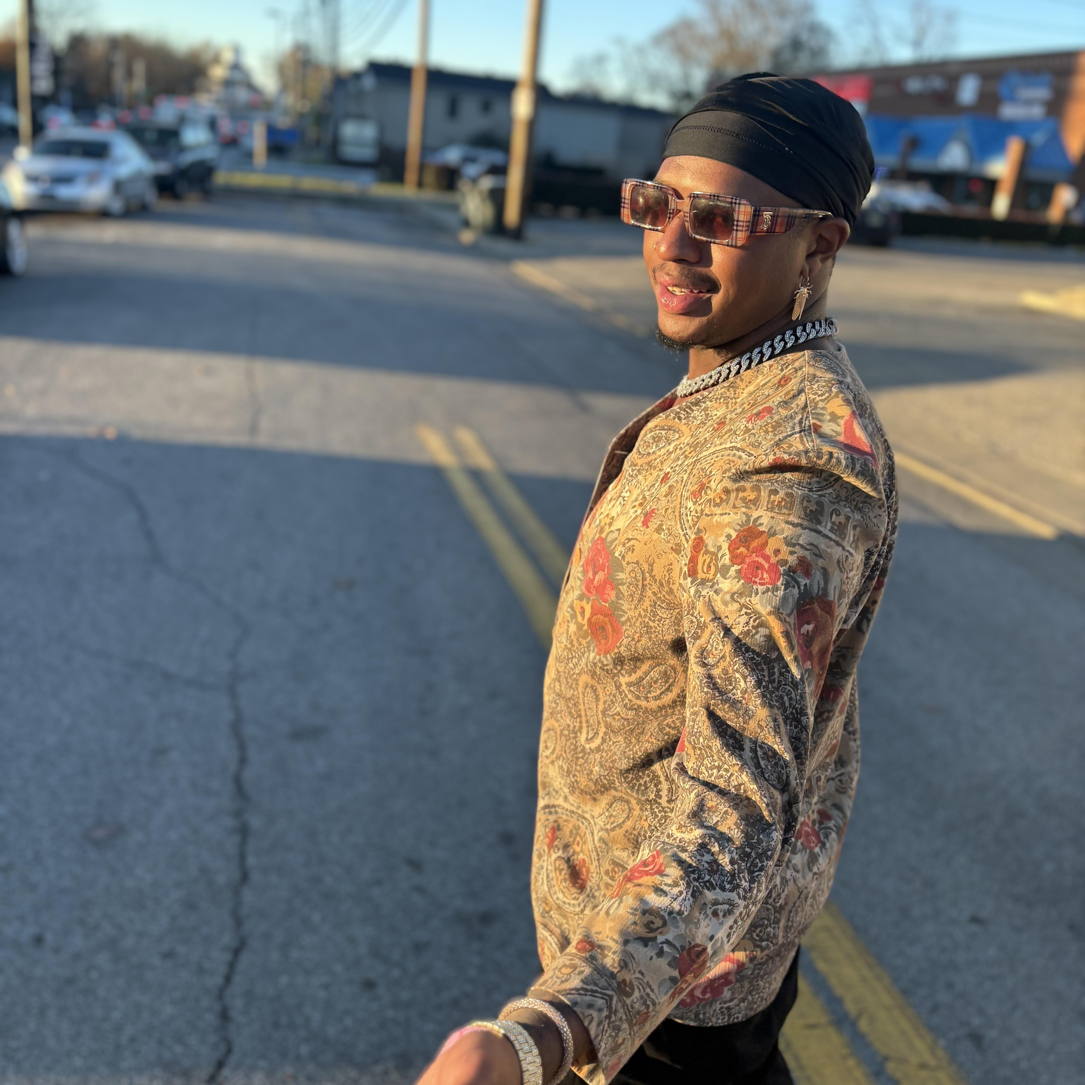 #NOMORESQUATTERS artwork