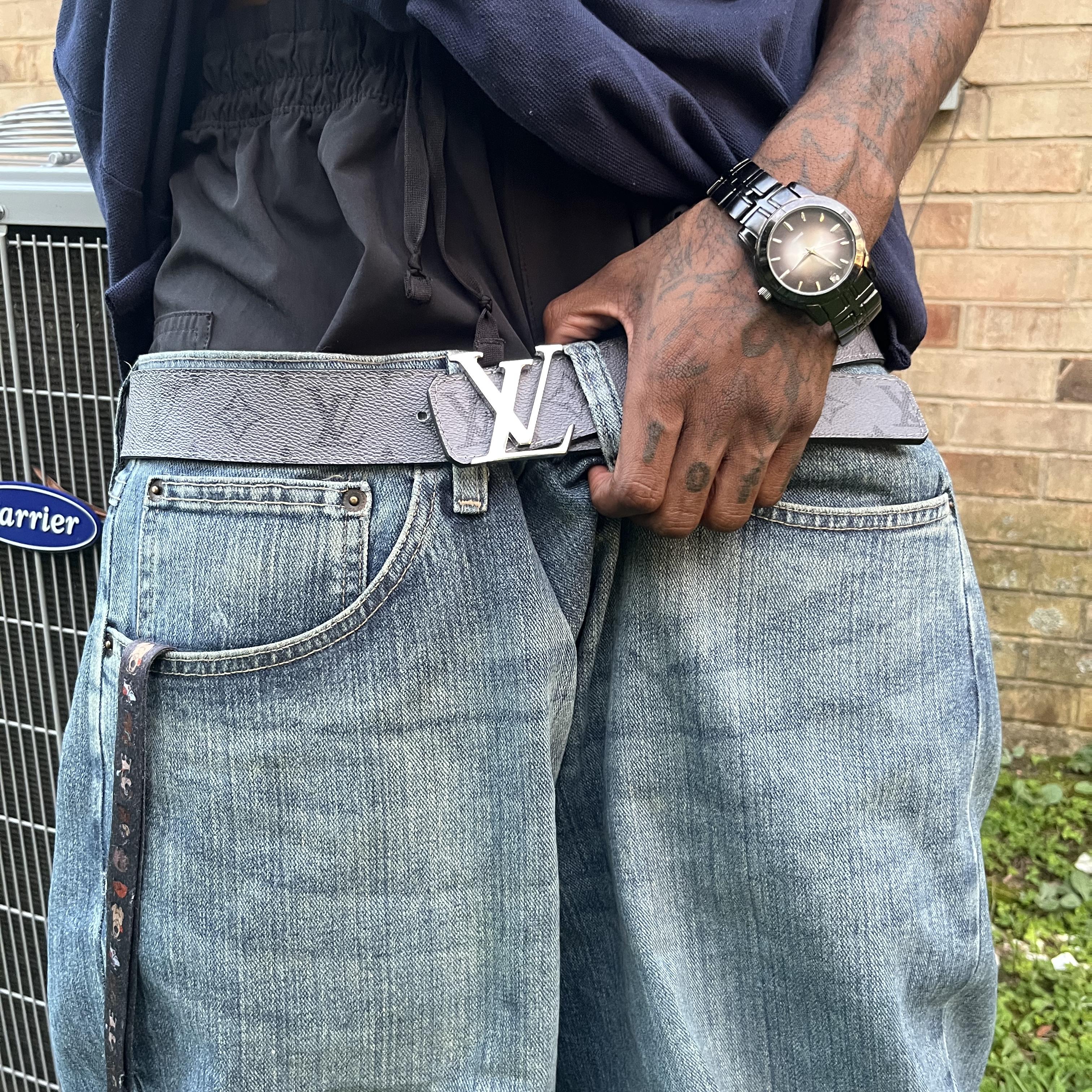 Lifestyle Foreign by PaidActivist cover art