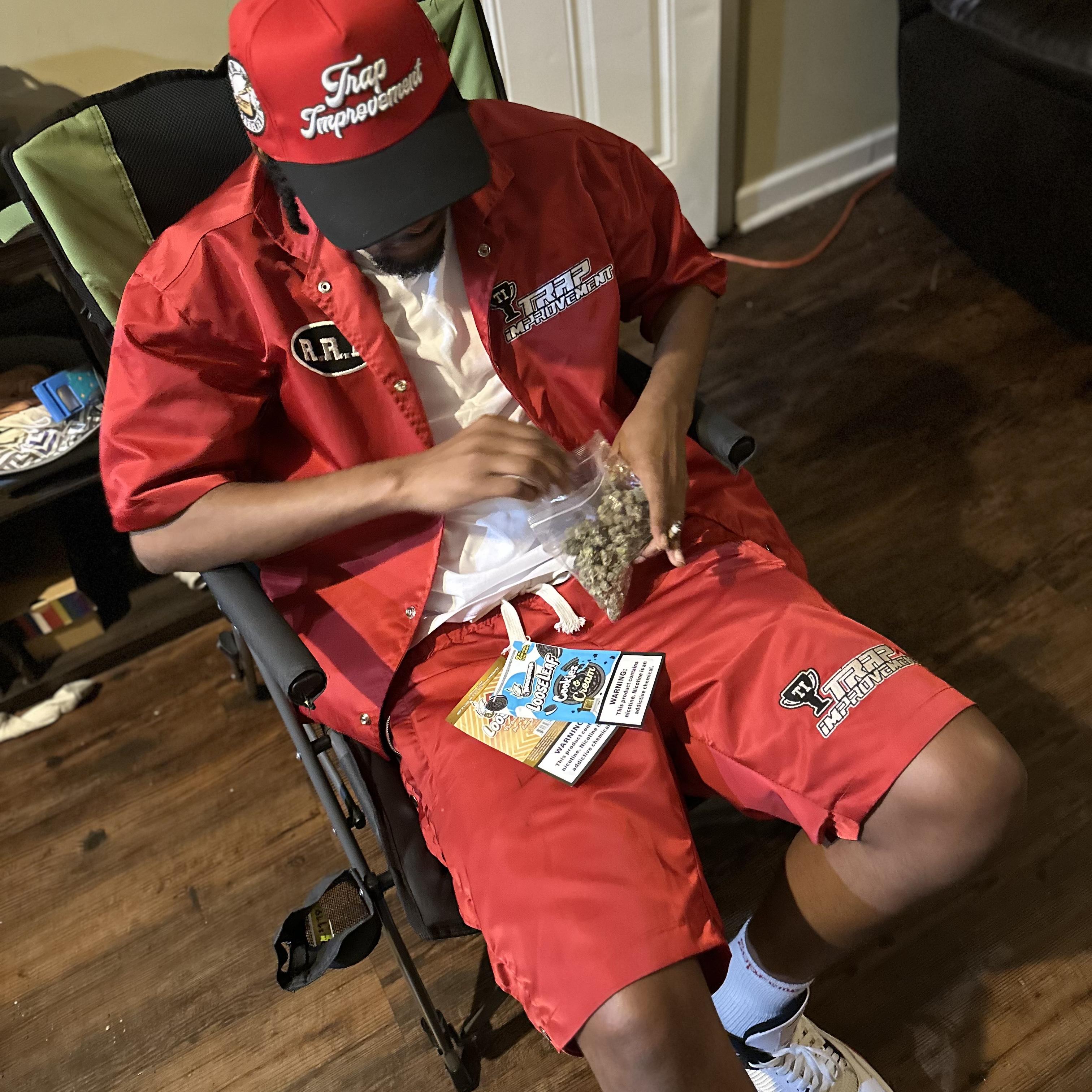 What You Smokin Like by MoneyLNSLIM cover art