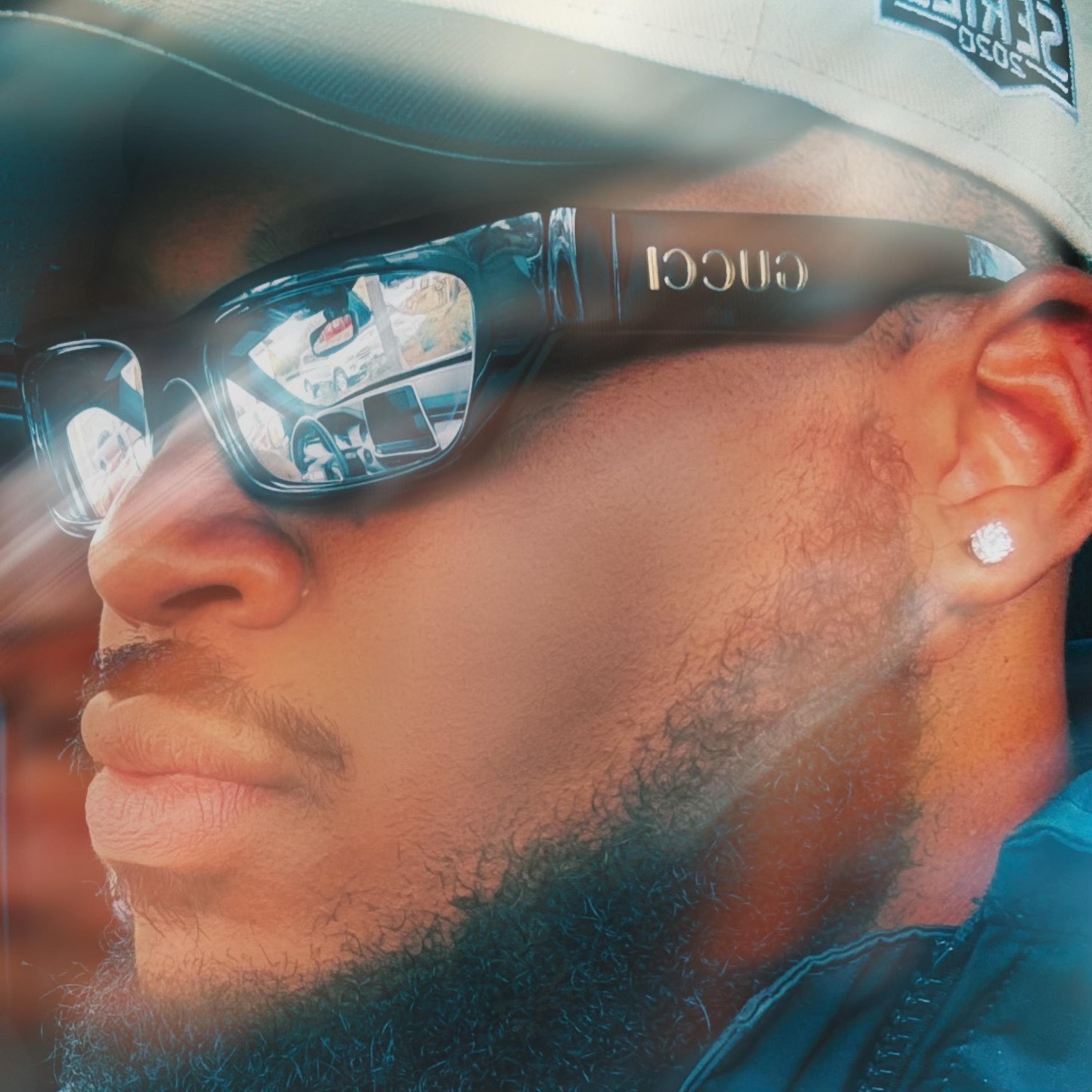 She Love Me artwork
