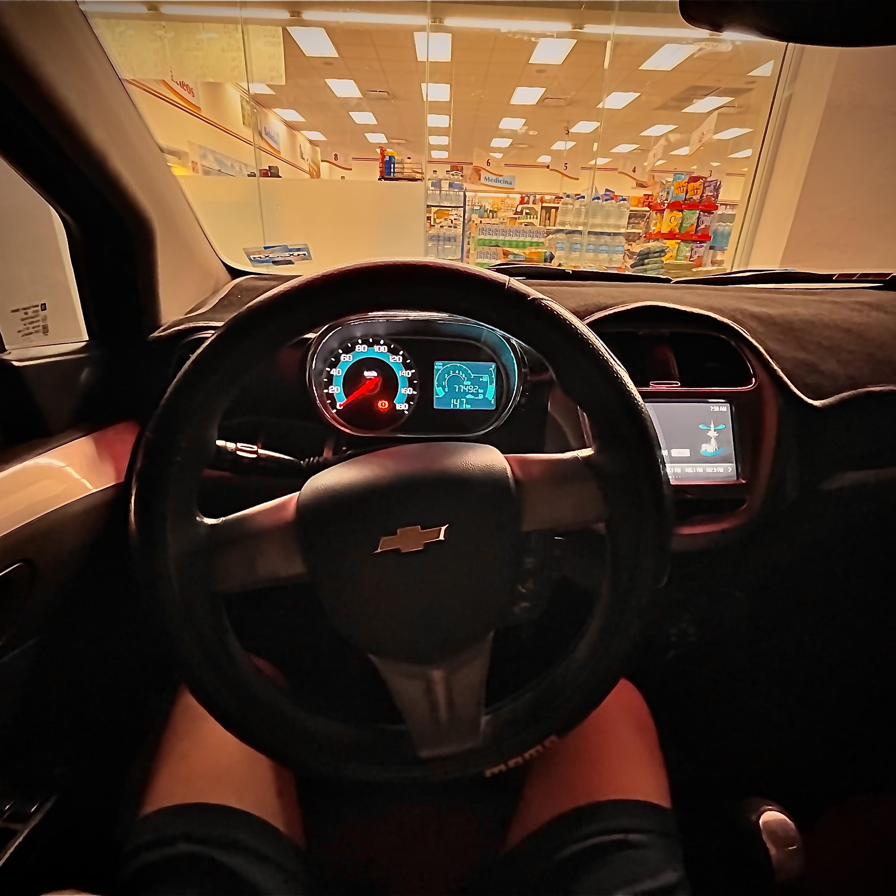 Un Día Normal artwork