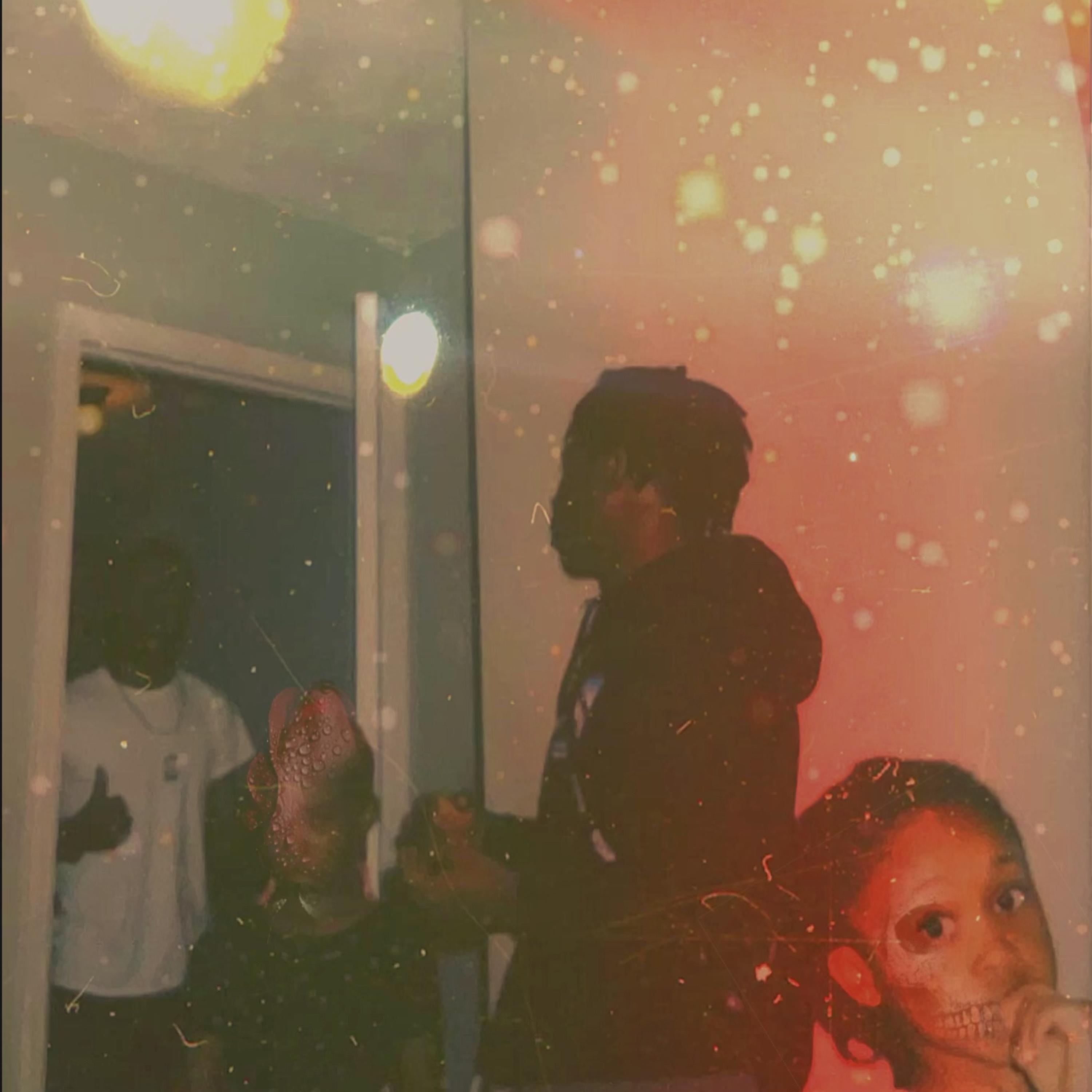 Hold Em artwork