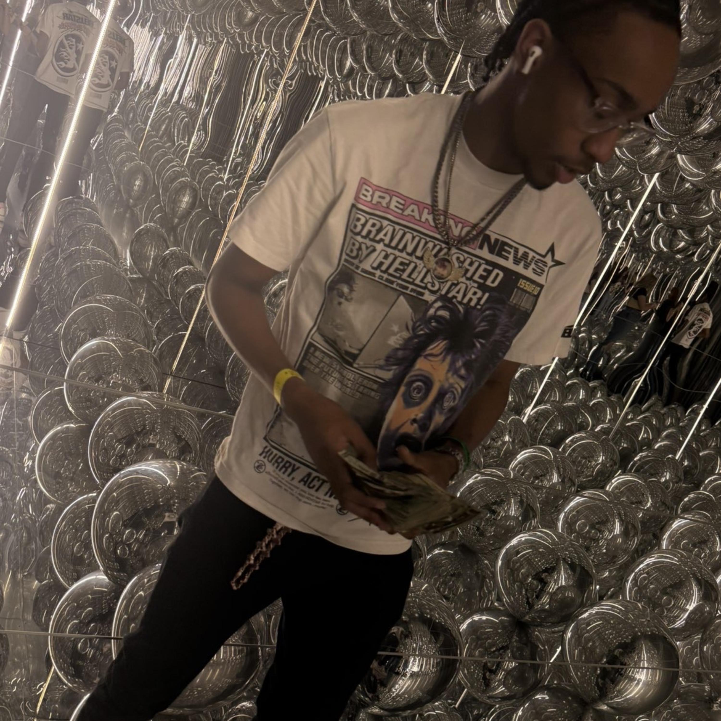 Right Now by Trecewicc cover art