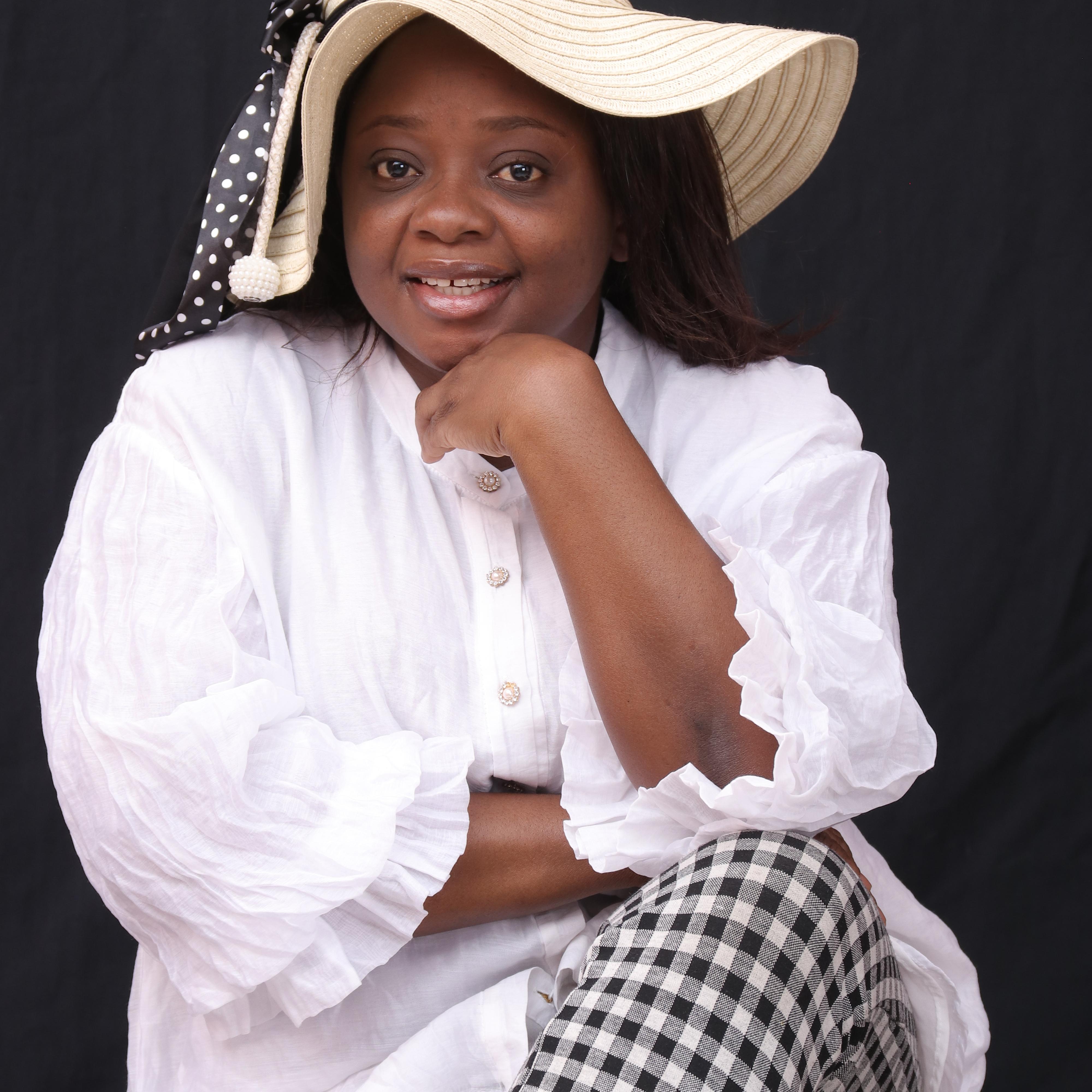 Emmanuel i worship at your feet by EVANG UDOKA OPUTE