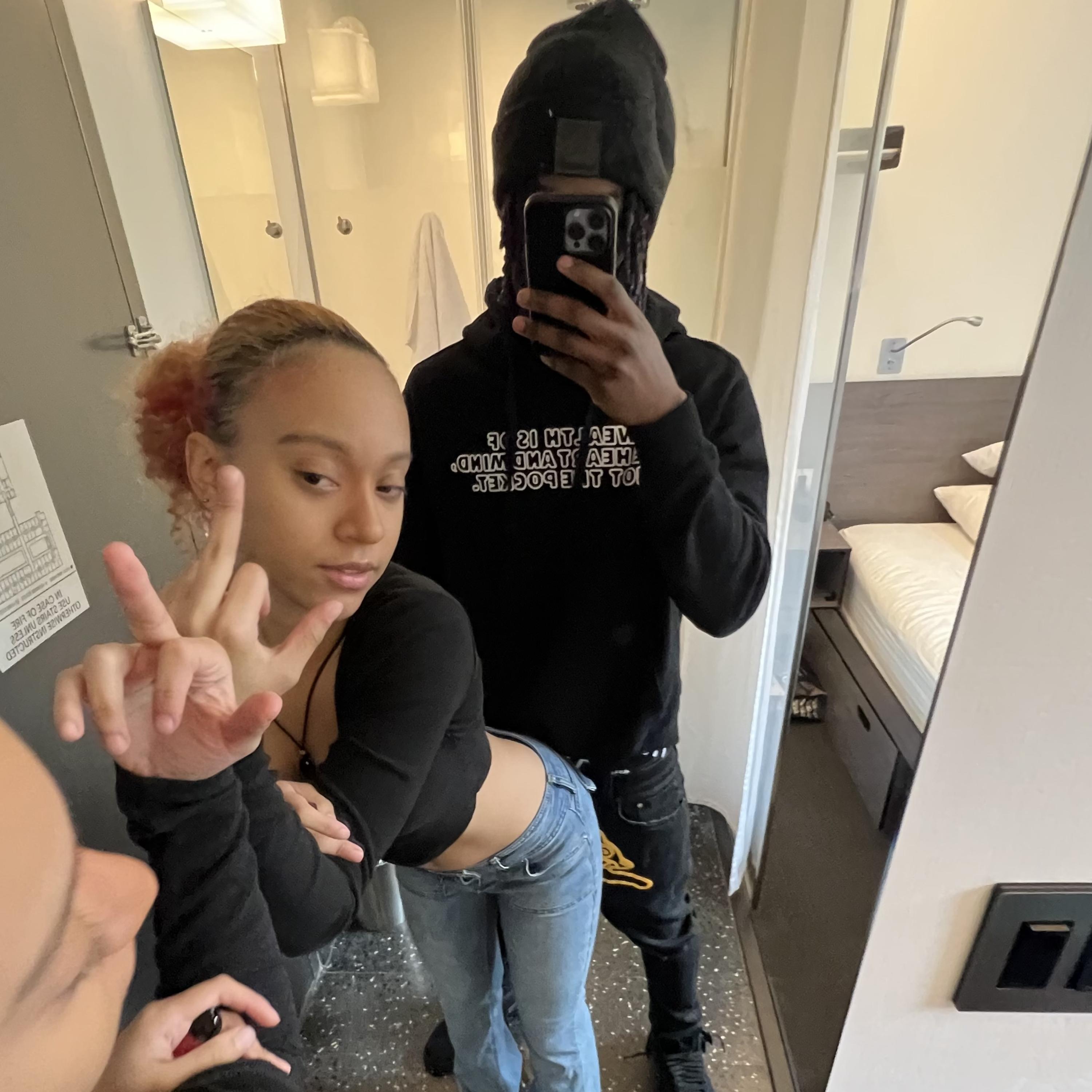 VIBE HERR  (uh uh) artwork