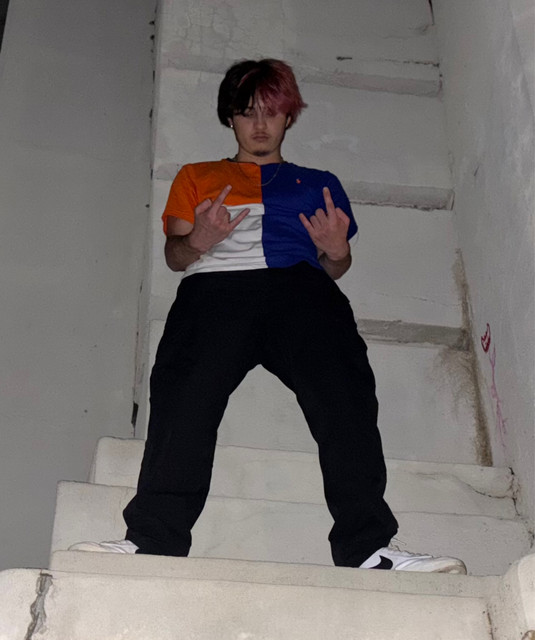 KickDoeBabyAK