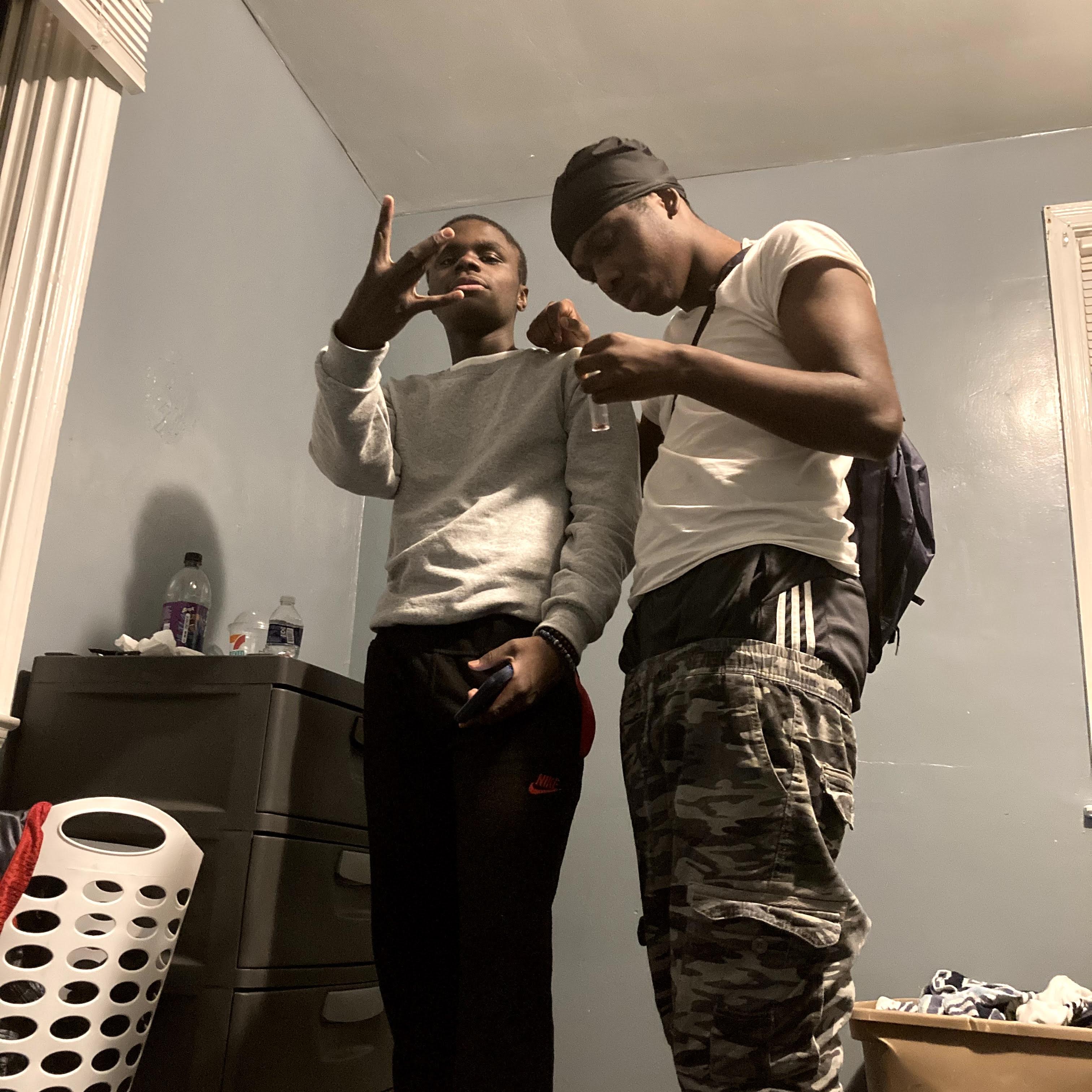 Tippin And Dissin artwork