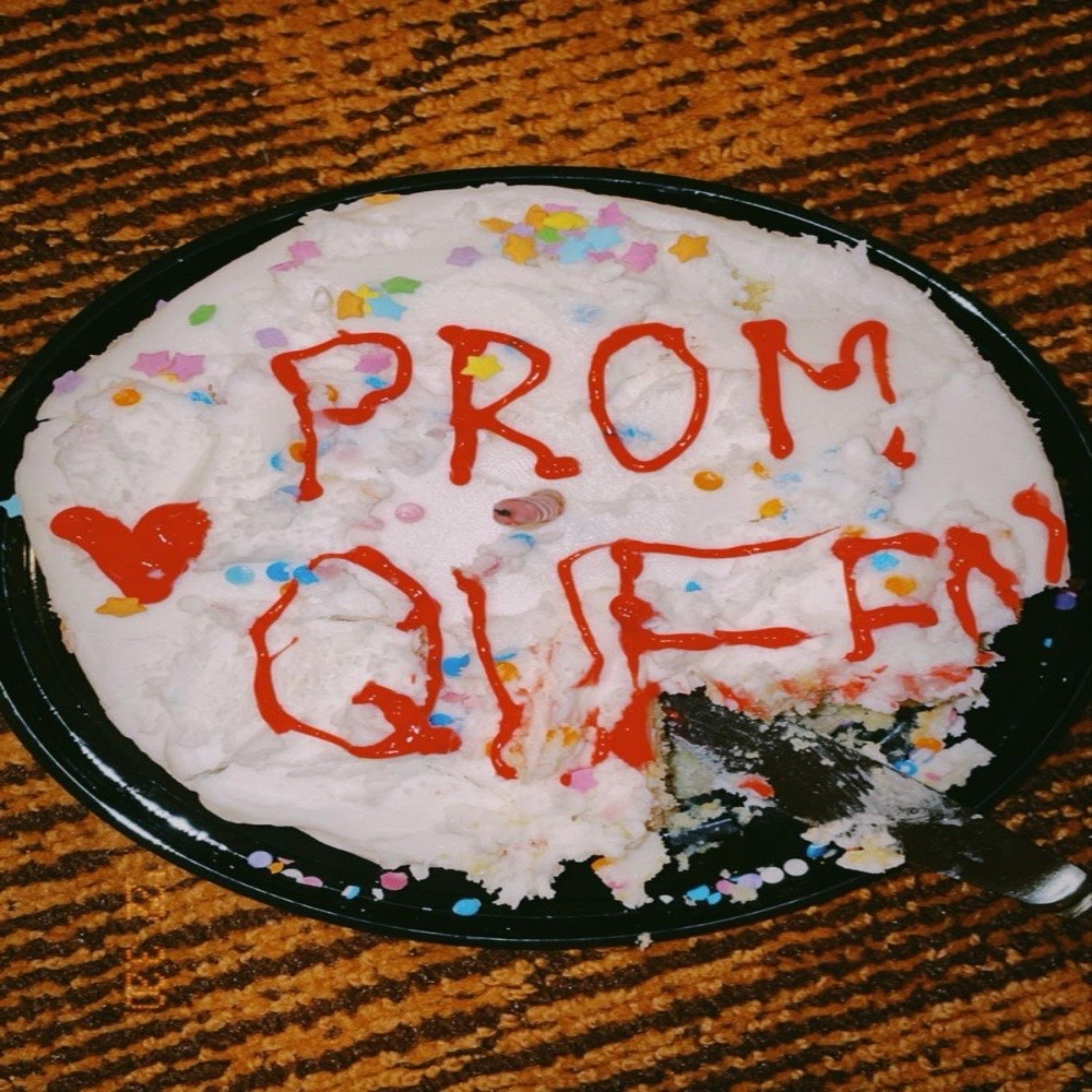 PROM QUEEN Z artwork