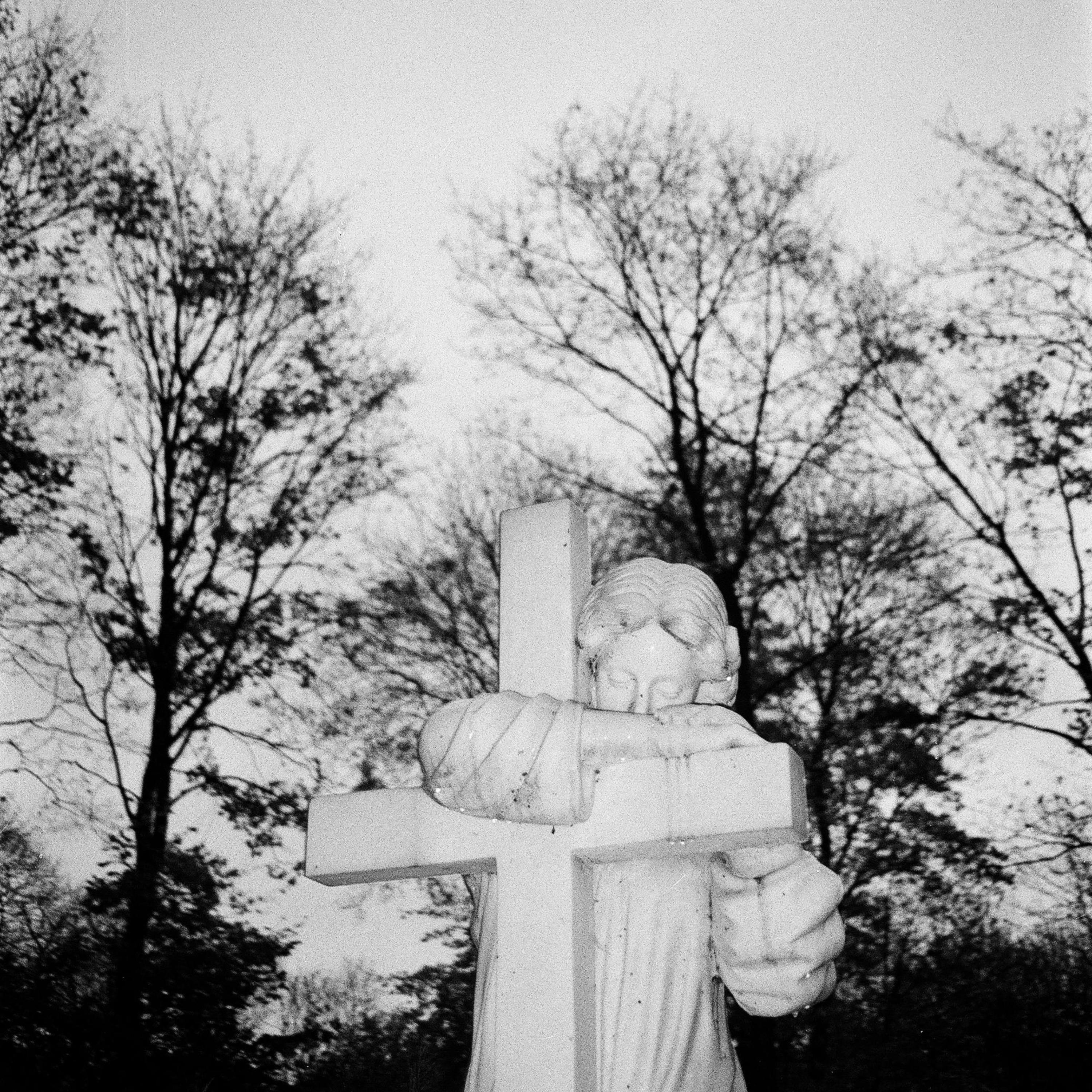 Ain't Broken Easily artwork