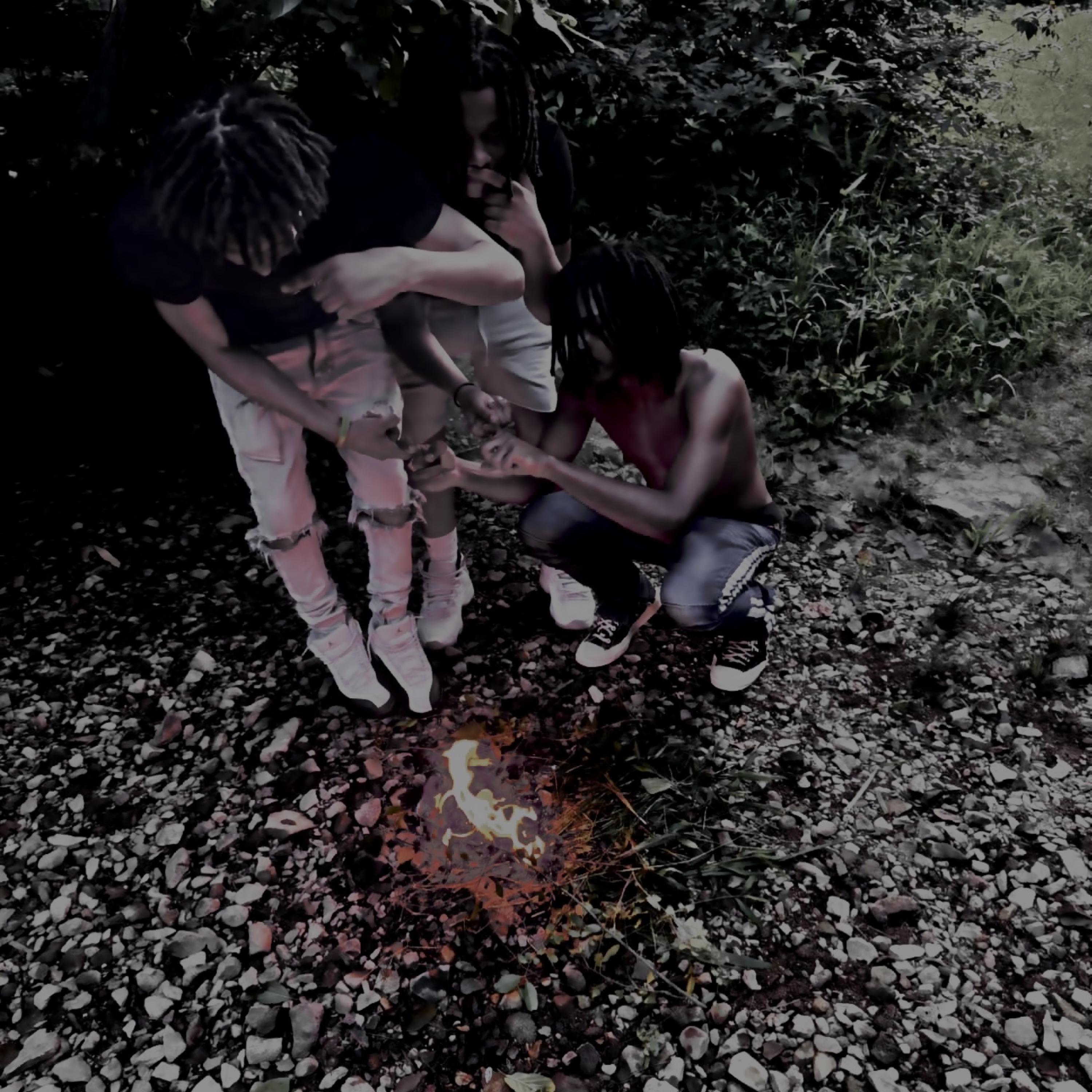 Front Ÿard Thïnk3r artwork