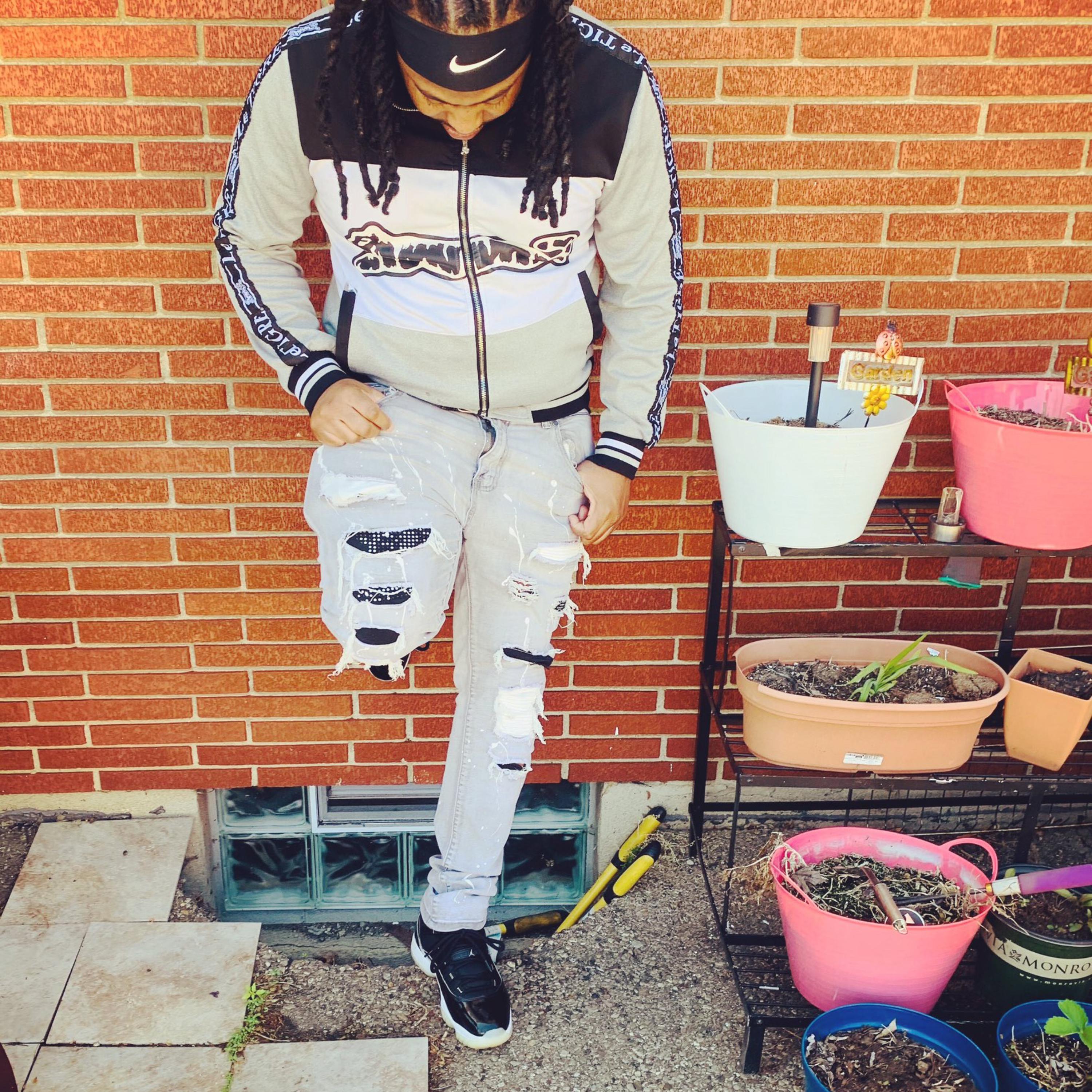 EST GEE FLOW artwork