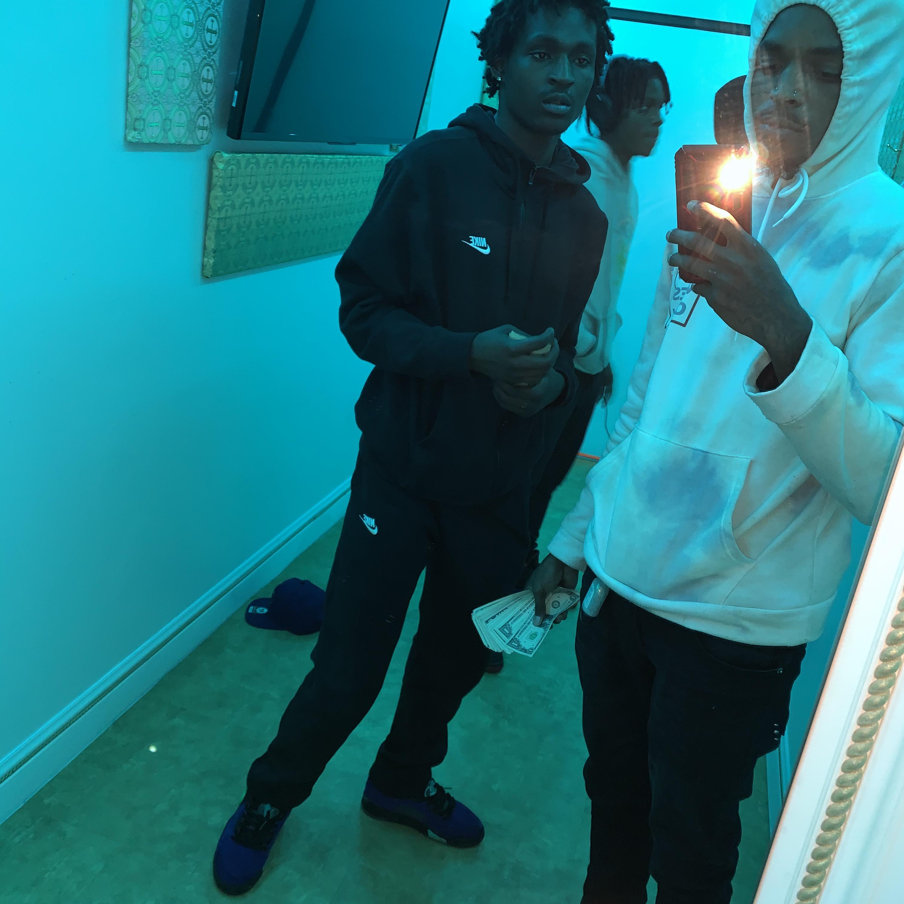 Still snappN artwork
