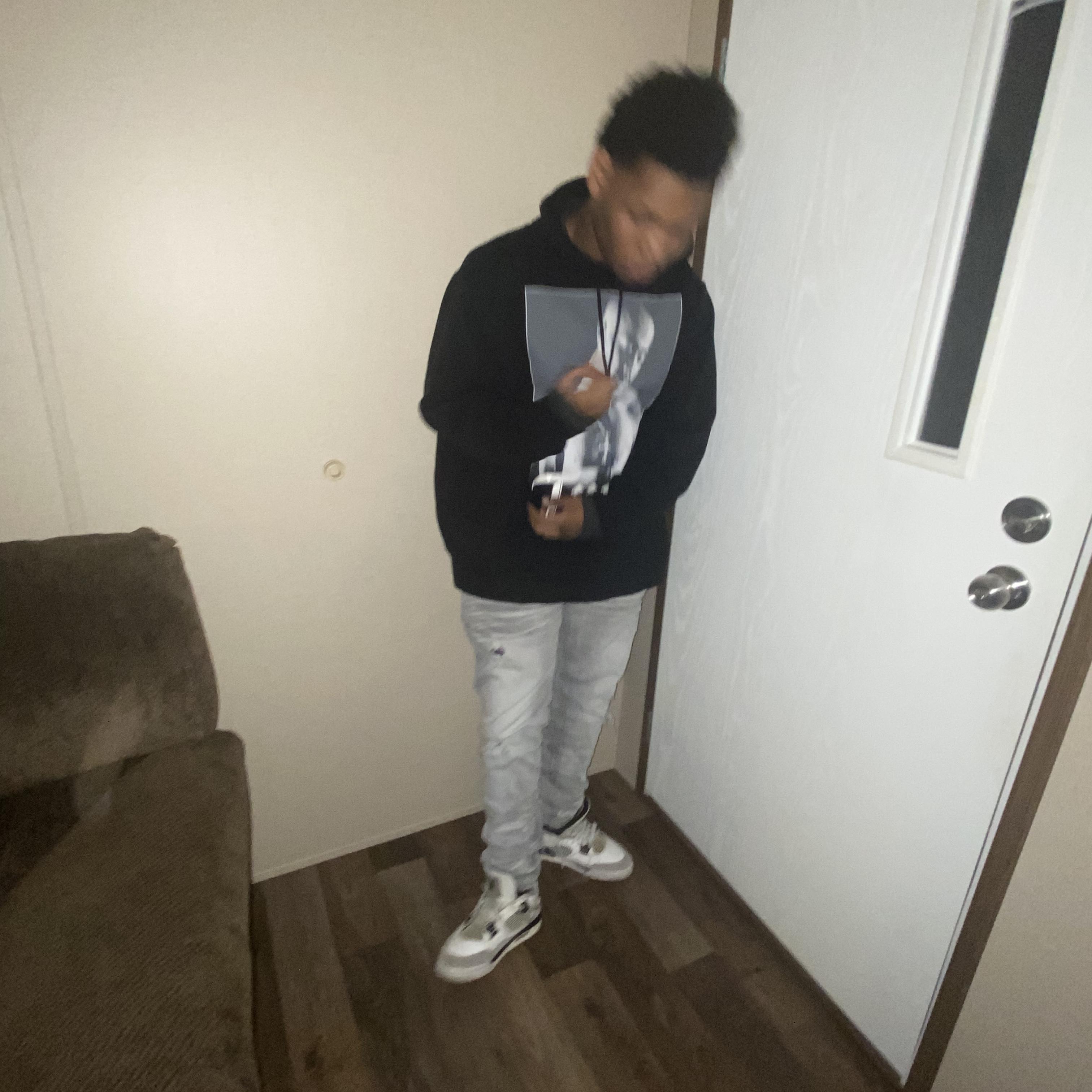 Come hea artwork