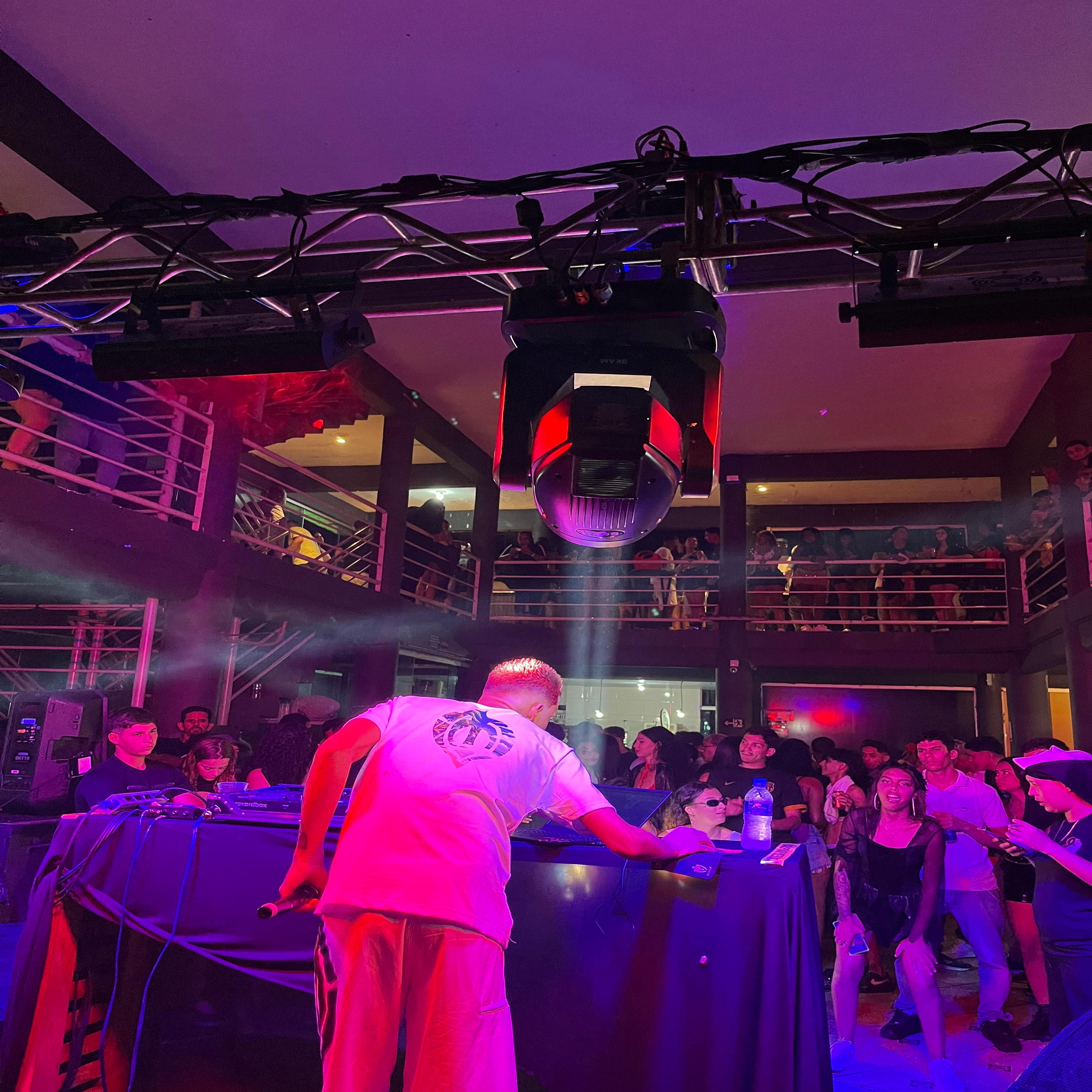 PRO SEU AMOR FOI BYE BYE artwork